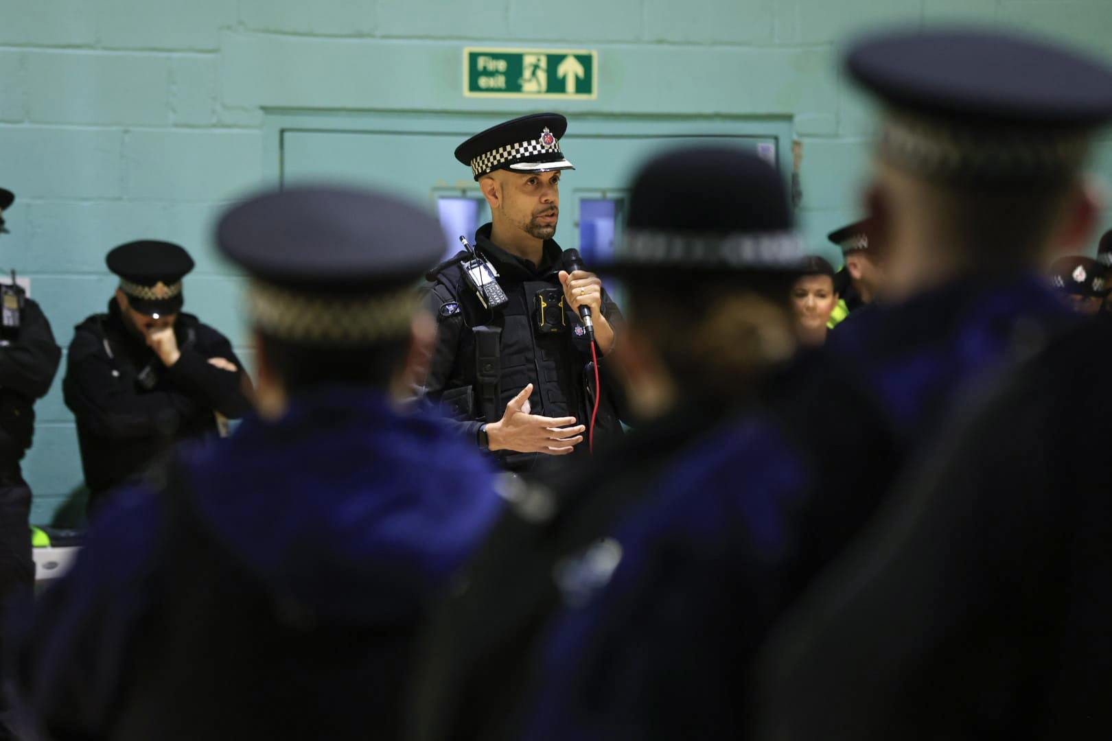 Briefing 06.jpg