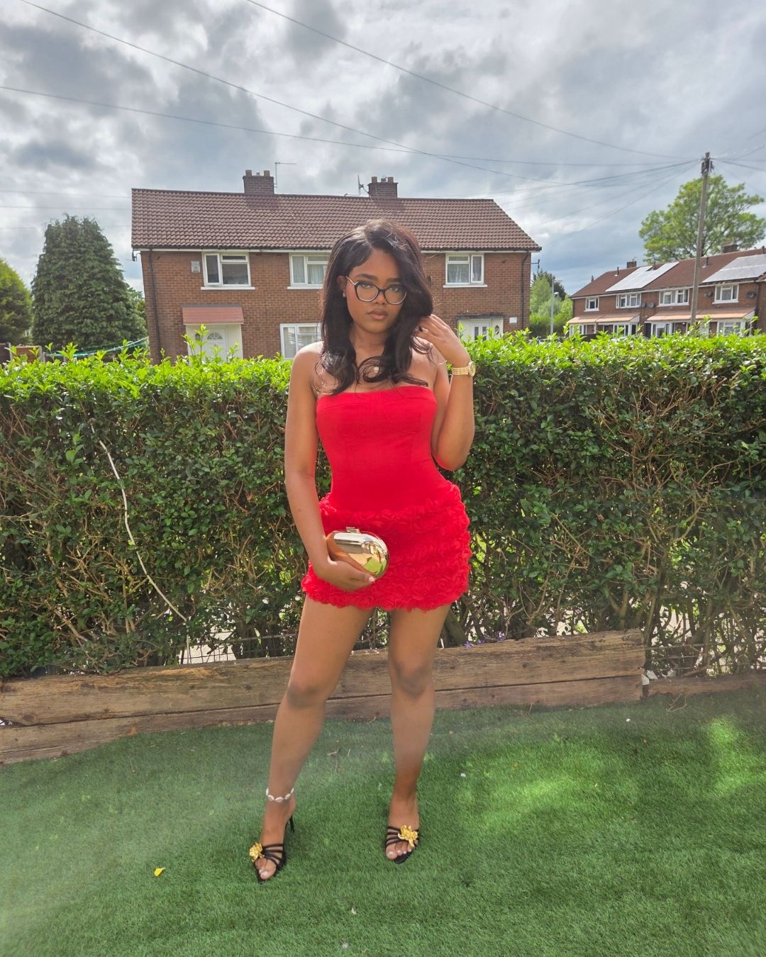 Family pay tribute to "kindest" 17-year-old girl who has sadly died following a collision in Bolton