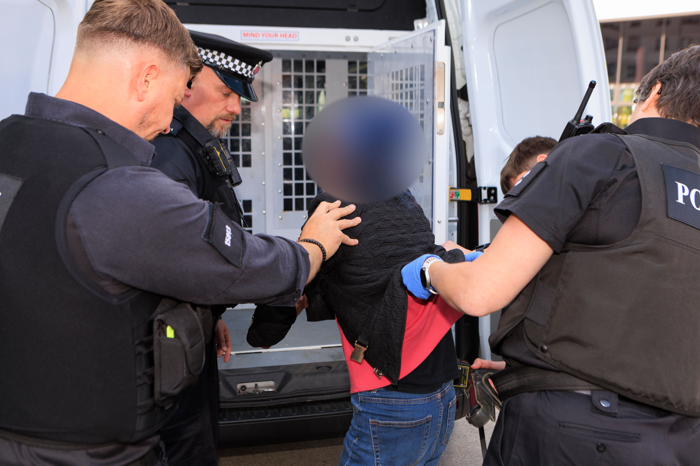 322-people-arrested-and-19-knives-taken-off-the-streets-in-latest