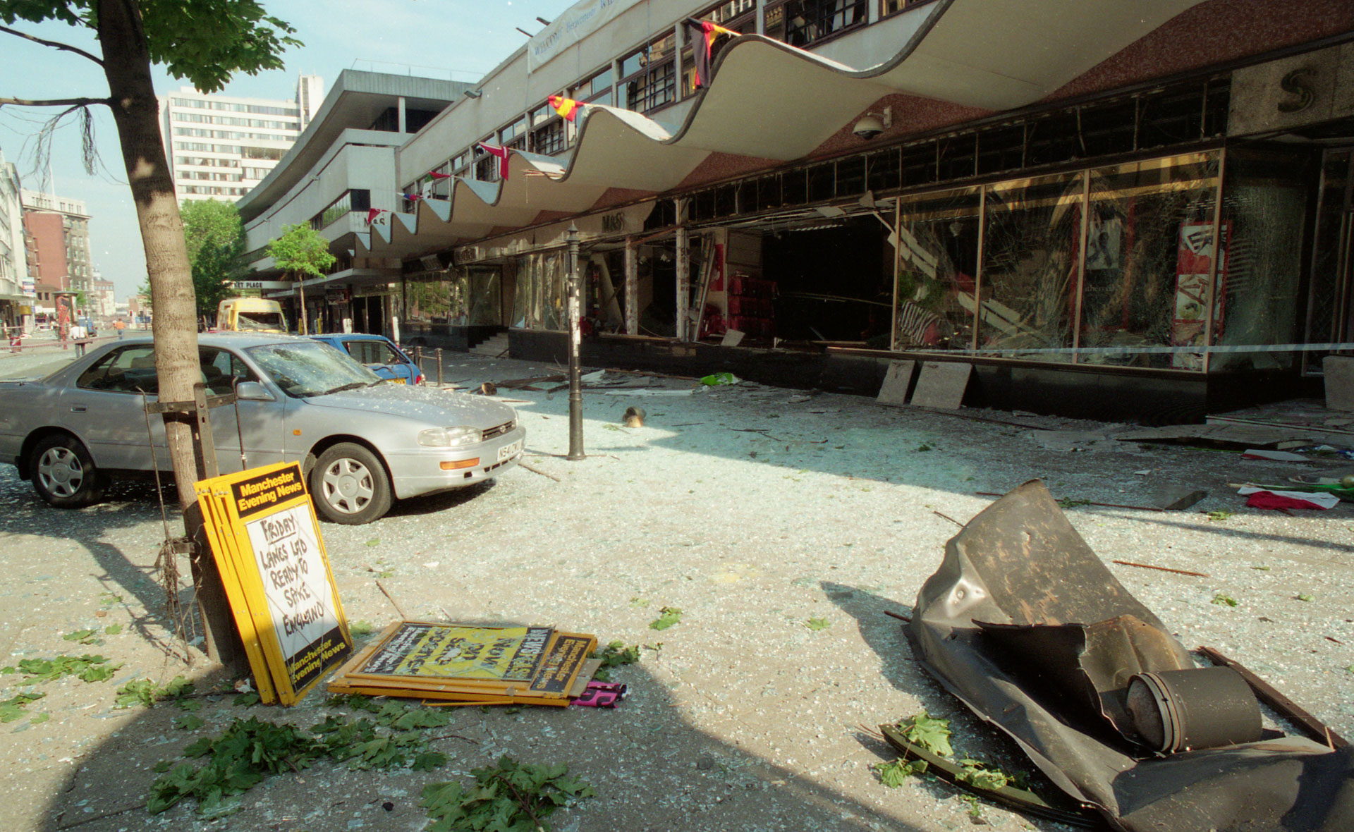 Manchester Bomb 04